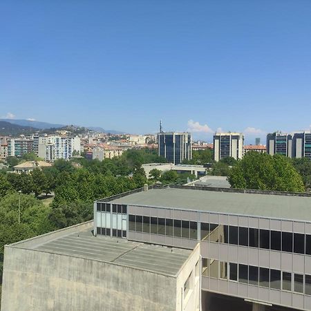 Una Finestra Su Savona Exterior photo